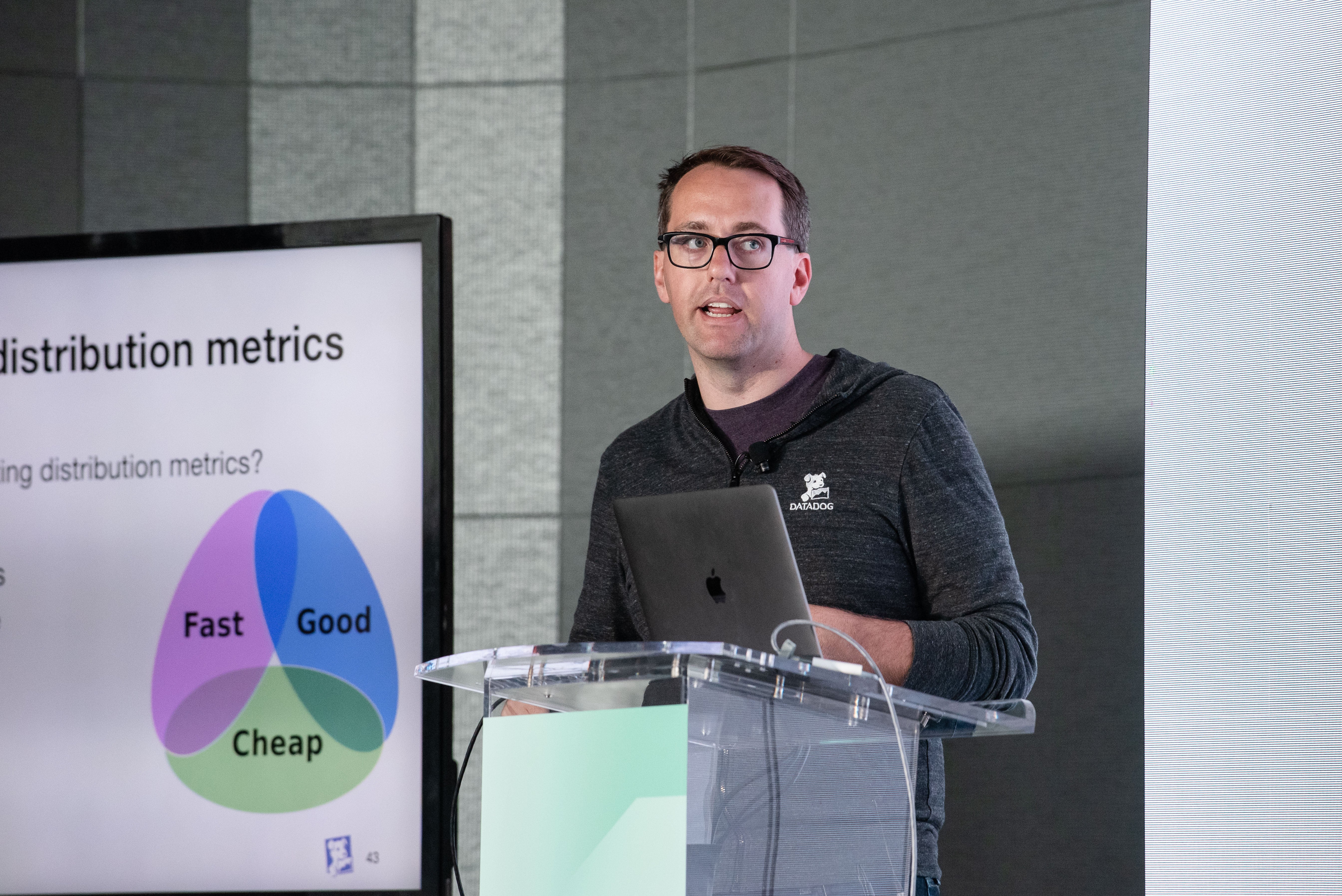 Datadog’s Joel Barciauskas, Director of Distribution Metrics, speaks about the technology behind Datadog’s metrics capabilities.